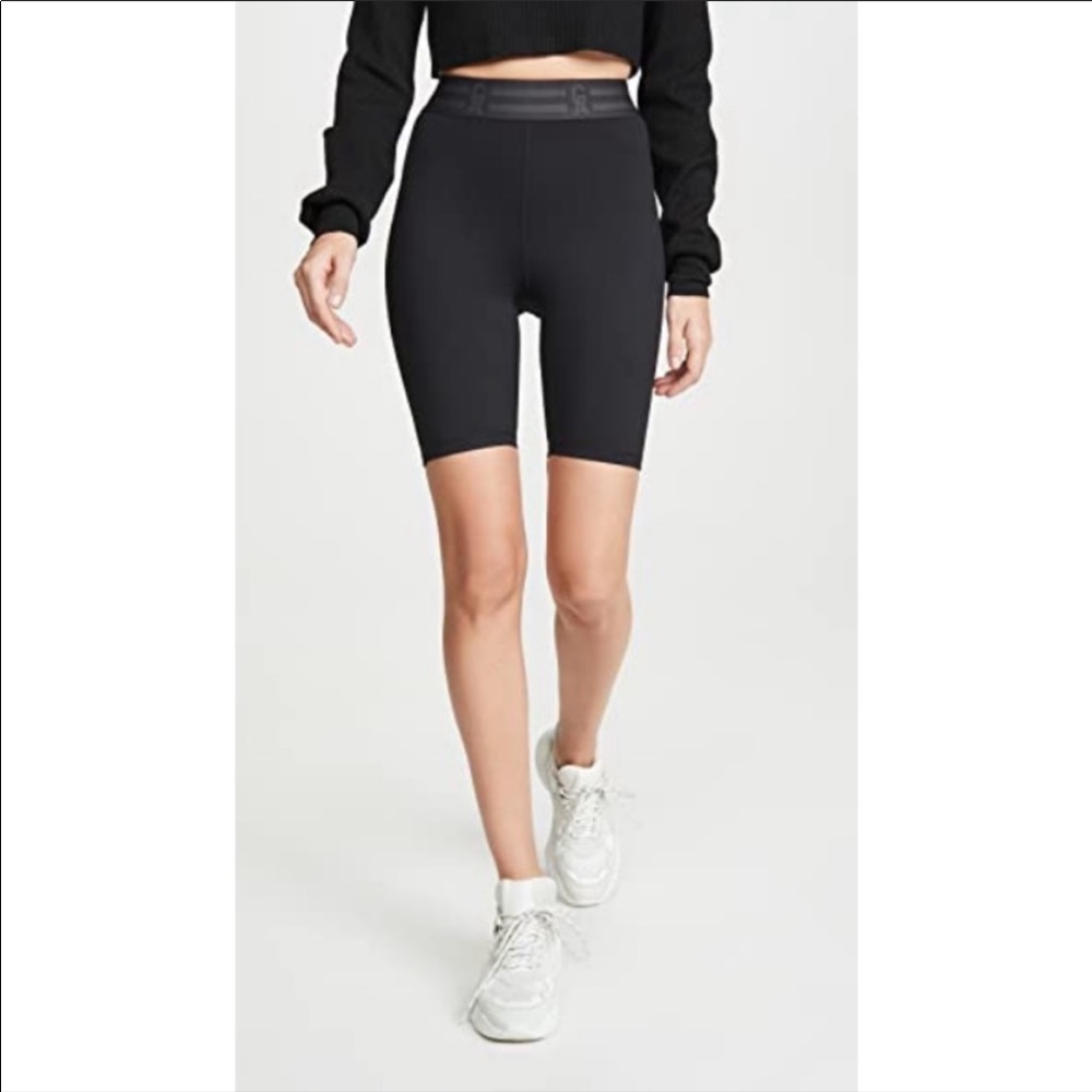 Good American icon Bike shorts